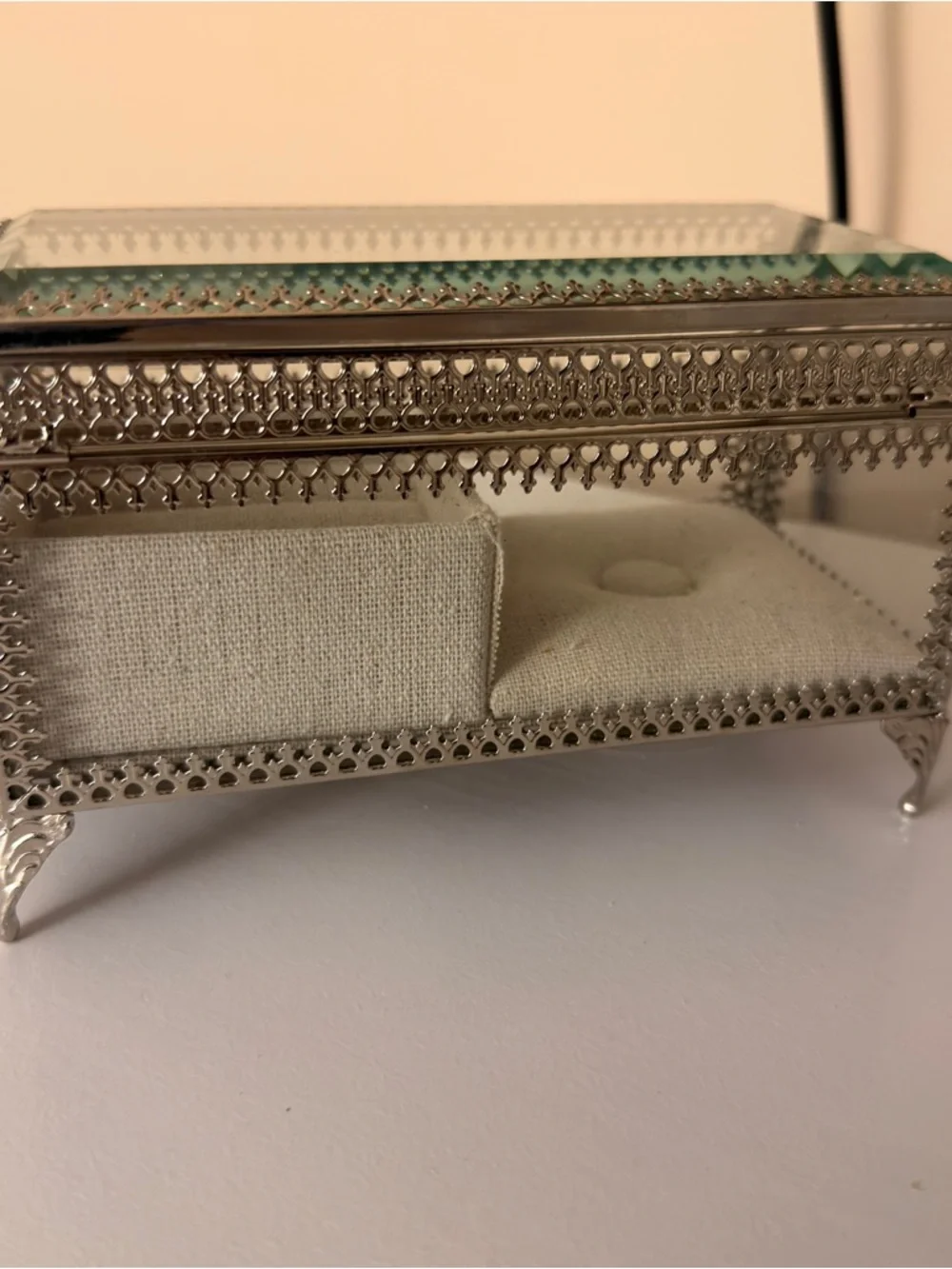 Glass and Silver Metal Jewelry Box with Beige Lined Interior - Picture 4 of 4